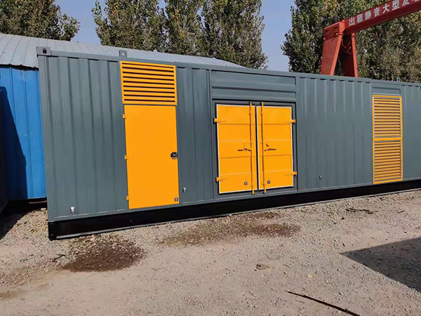 乃东300kw 柴油发电机组用多大的空气开关？